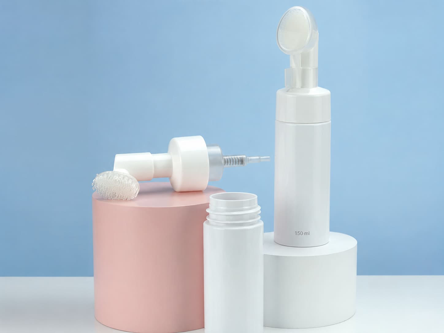 FLACON MOUSSEUR BLANC AVEC BROSSE 150ML